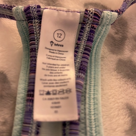 Ivivva workout tank. Size 12 - Picture 2 of 6